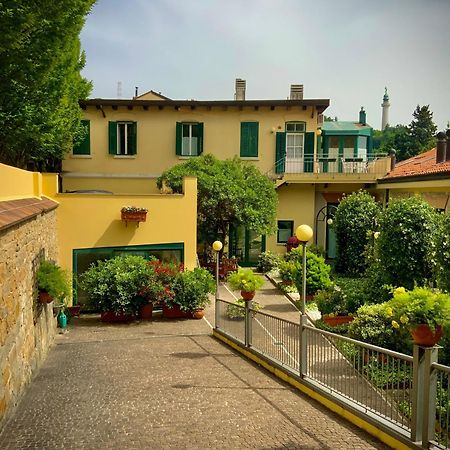 Le Residenze Dei Serravallo Triëst Buitenkant foto